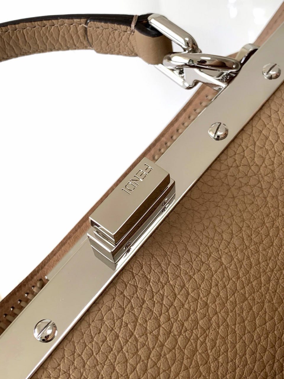 Сумка Fendi Peekaboo 3