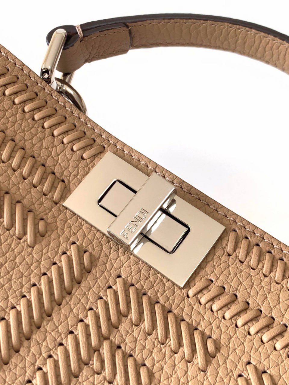 Сумка Fendi Peekaboo 4