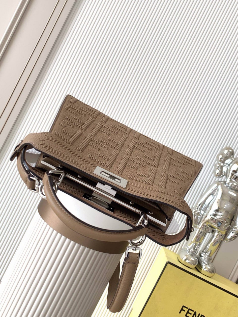 Сумка Fendi Peekaboo 6