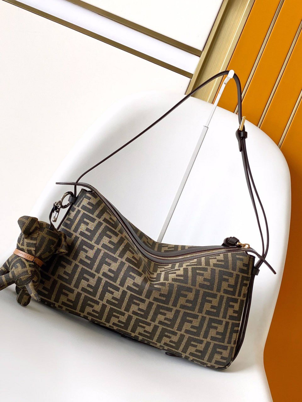 Сумка Fendi Peekaboo 2