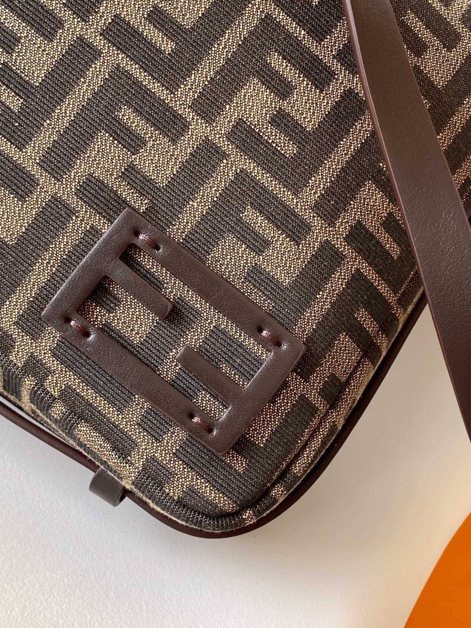 Сумка Fendi Peekaboo 4