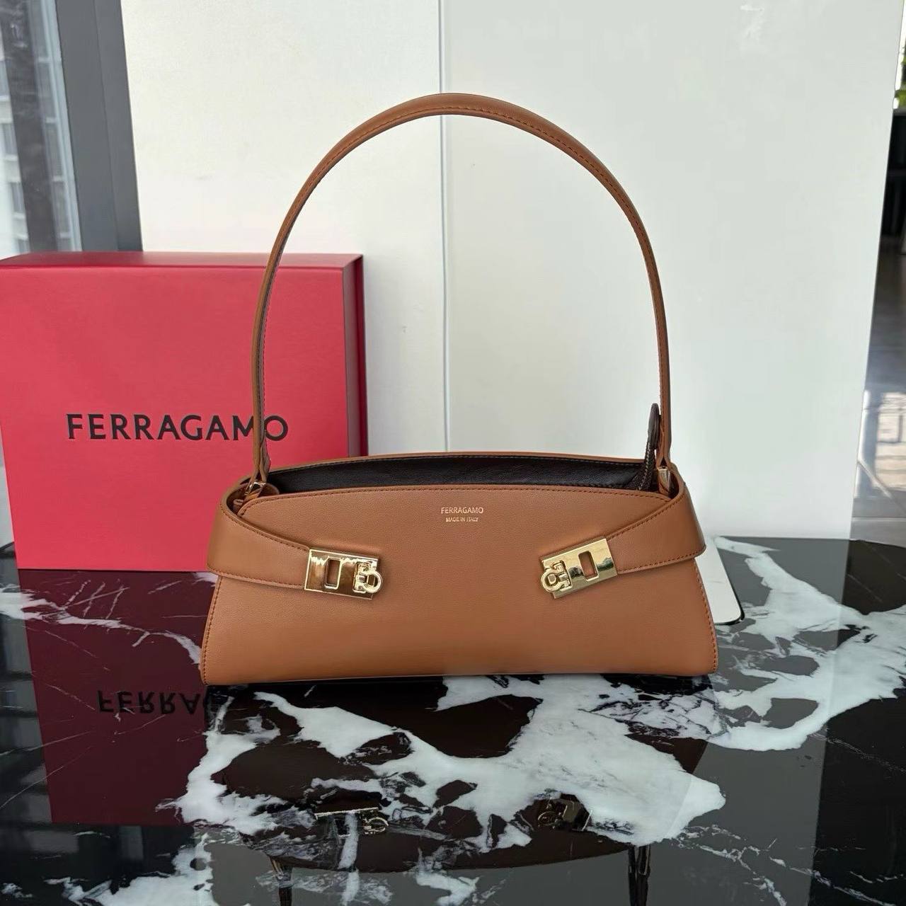 Сумка Ferragamo 2