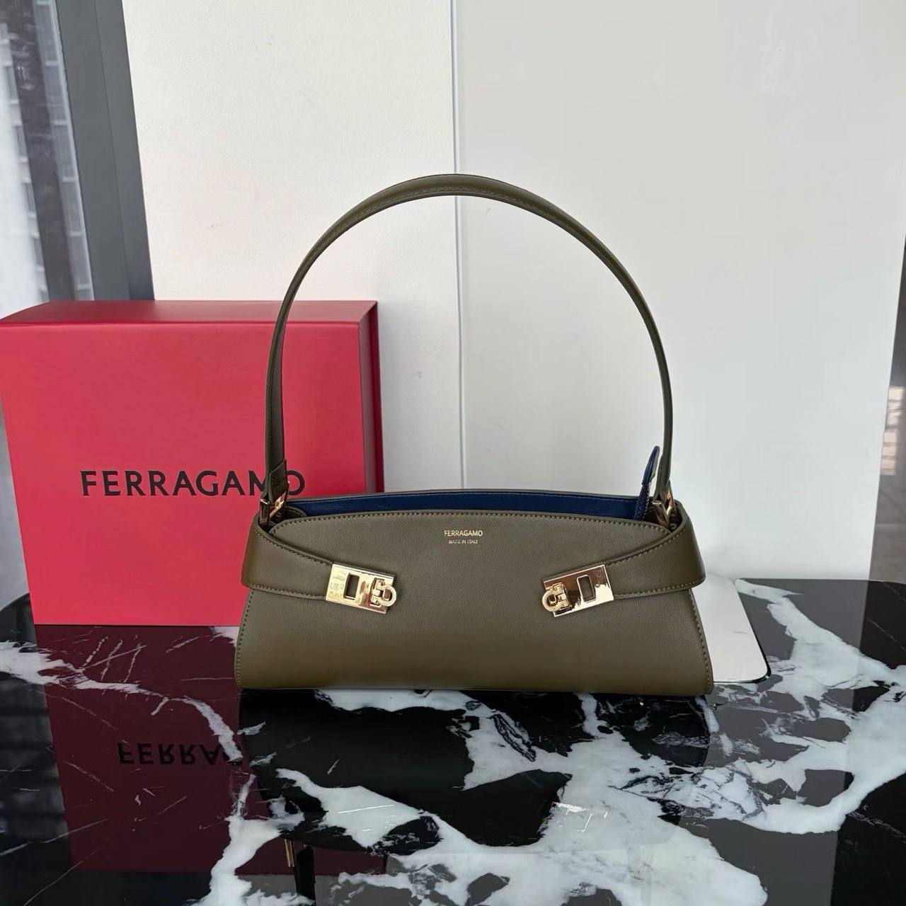 Сумка Ferragamo 4