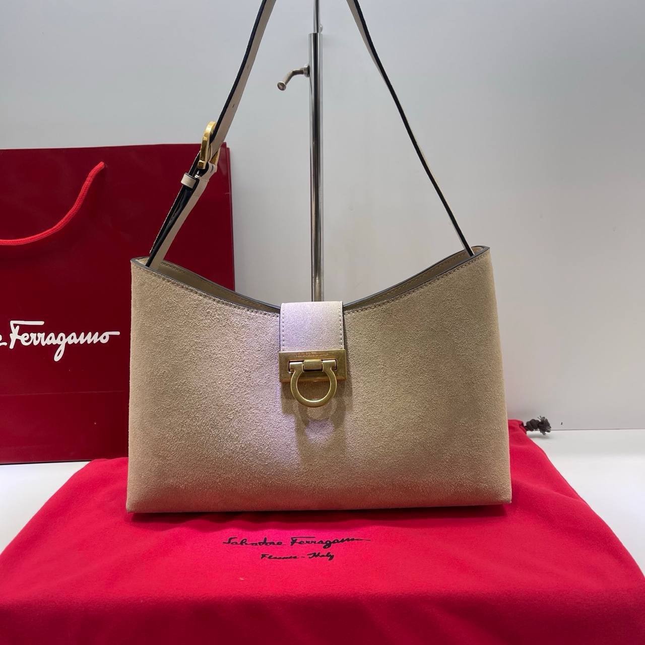 Сумка Ferragamo