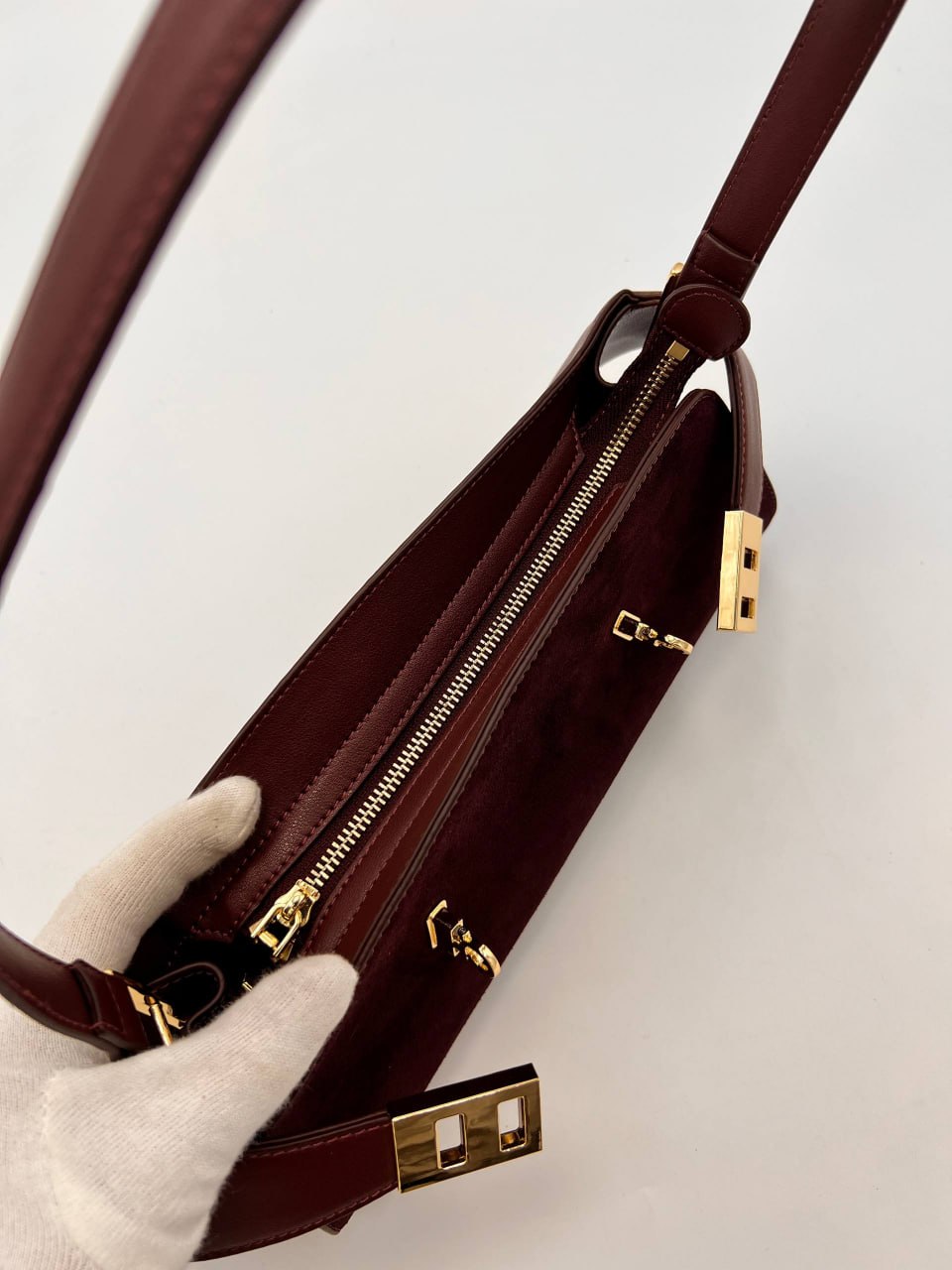 Сумка Ferragamo 8