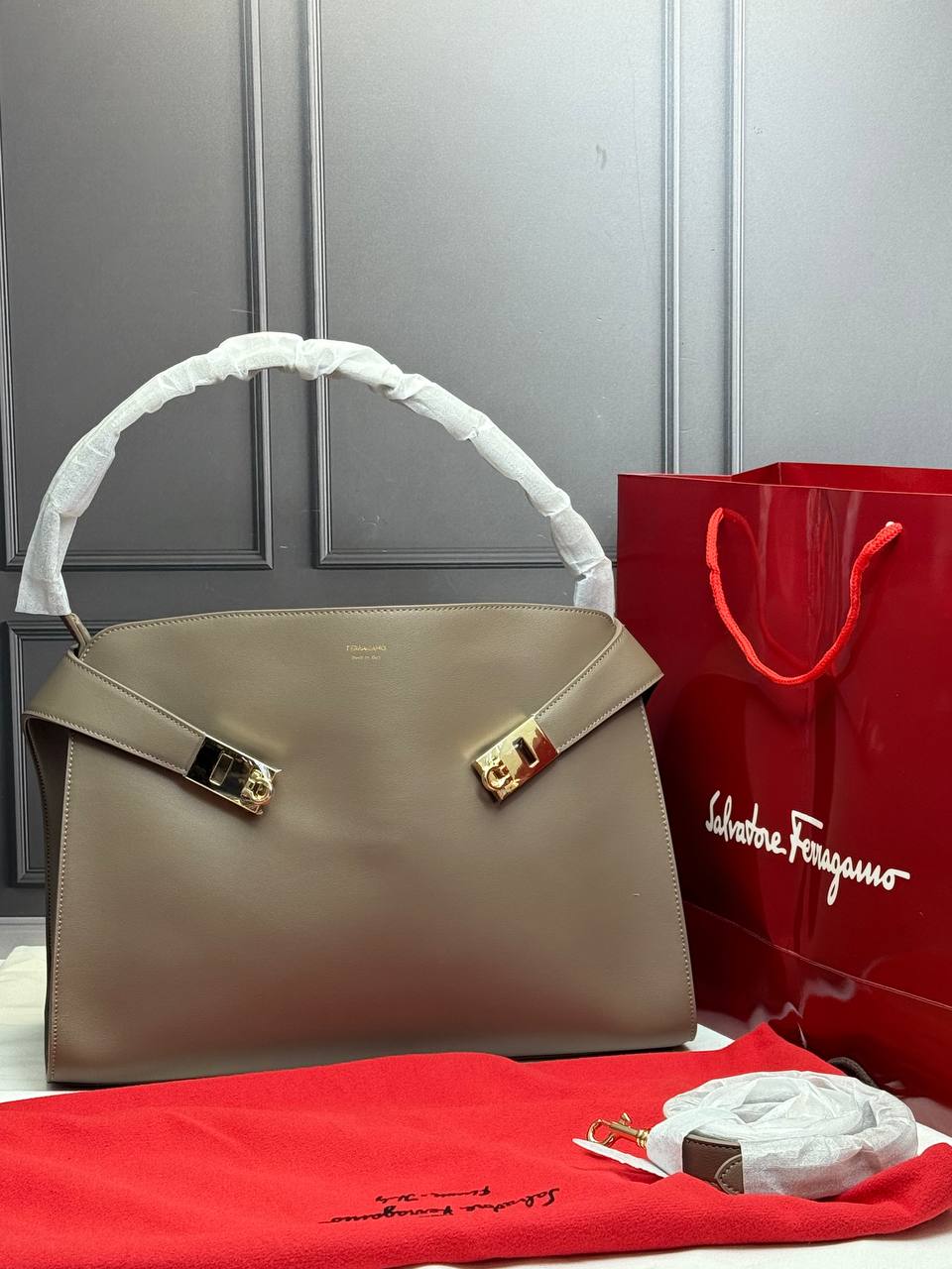 Сумка Ferragamo