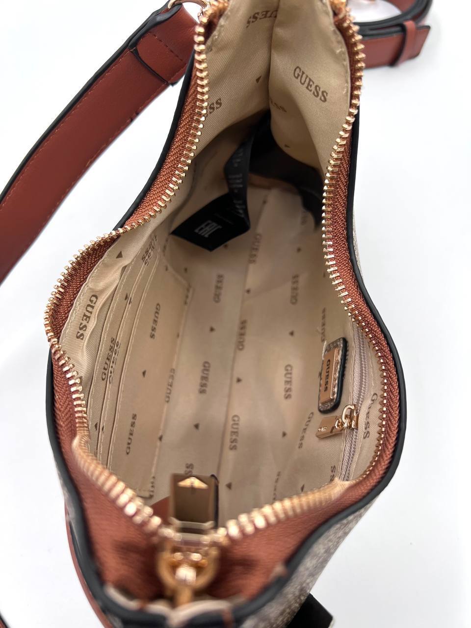 Сумка Guess 9