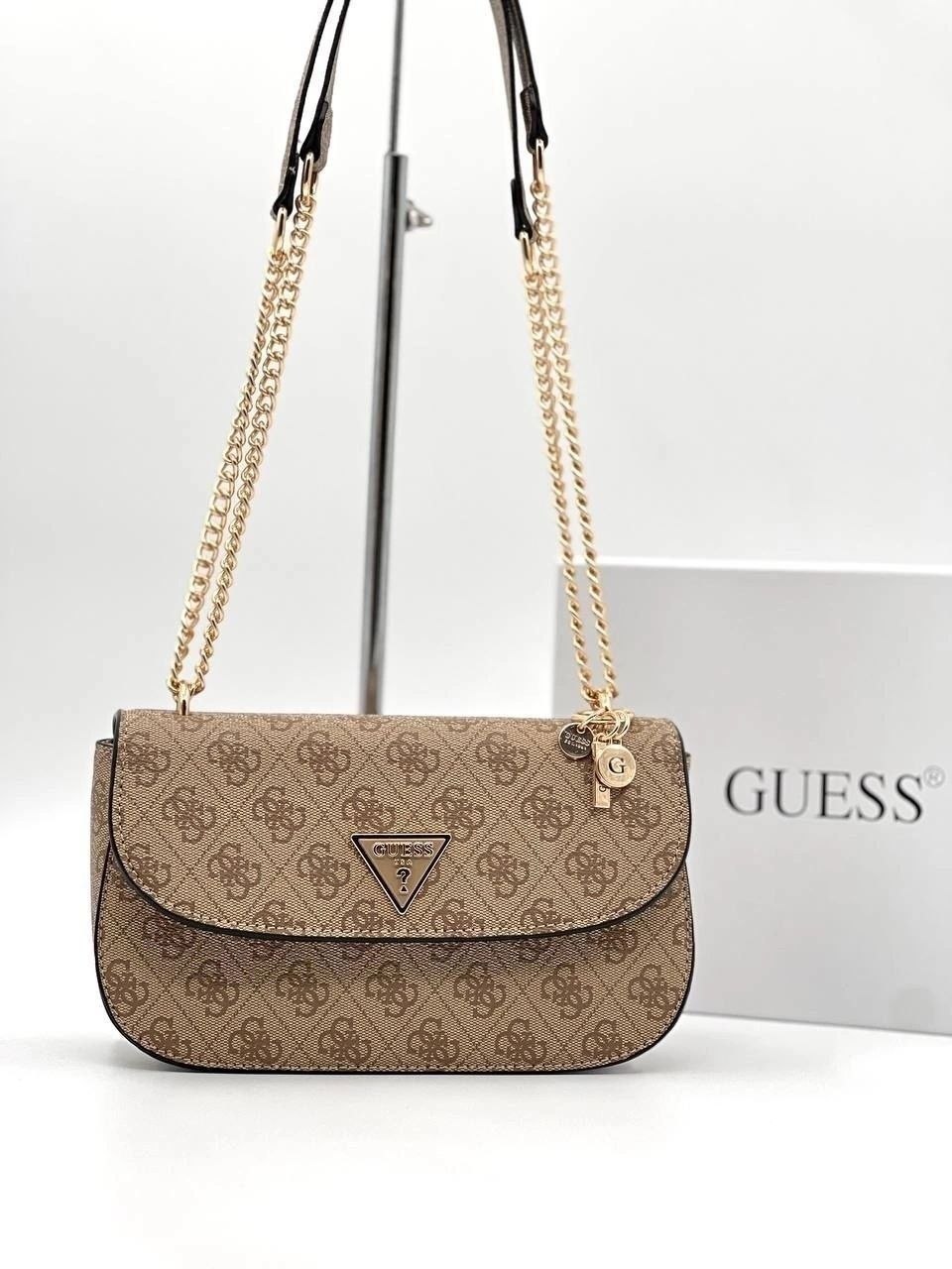 Сумка Guess