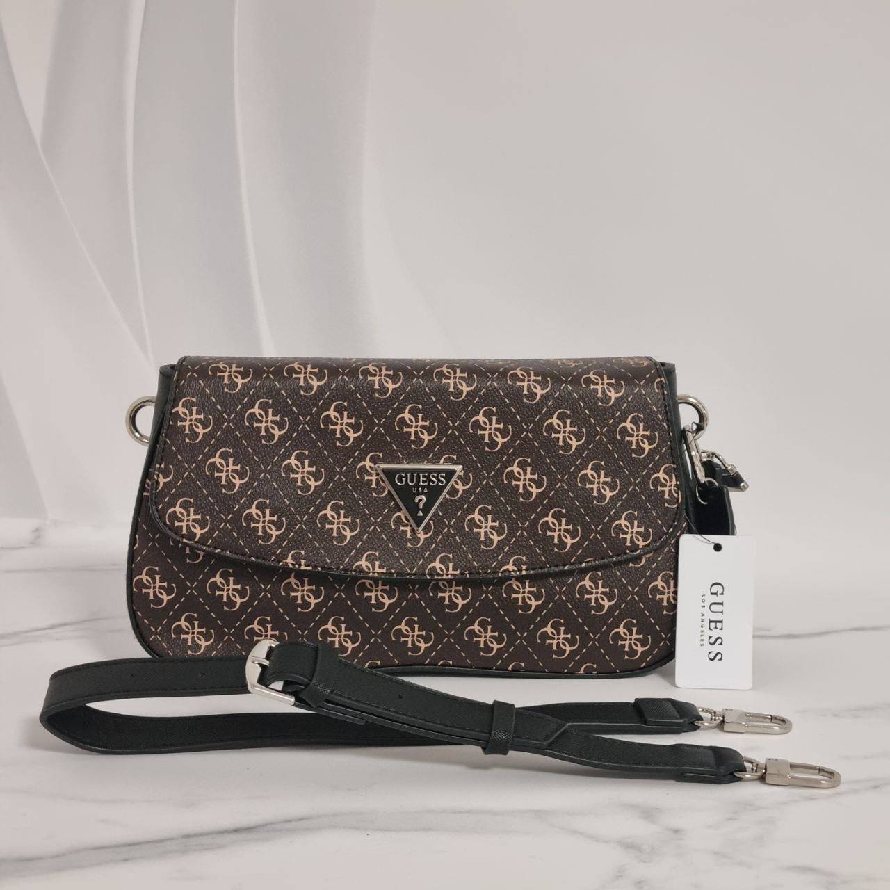 Сумка Guess
