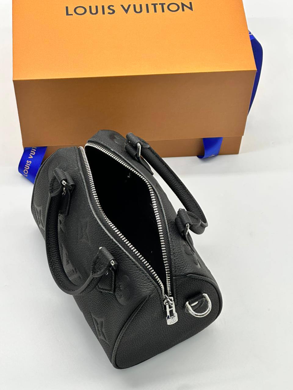 Сумка Louis Vuitton 8