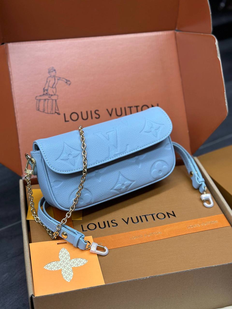 Сумка Louis Vuitton 2