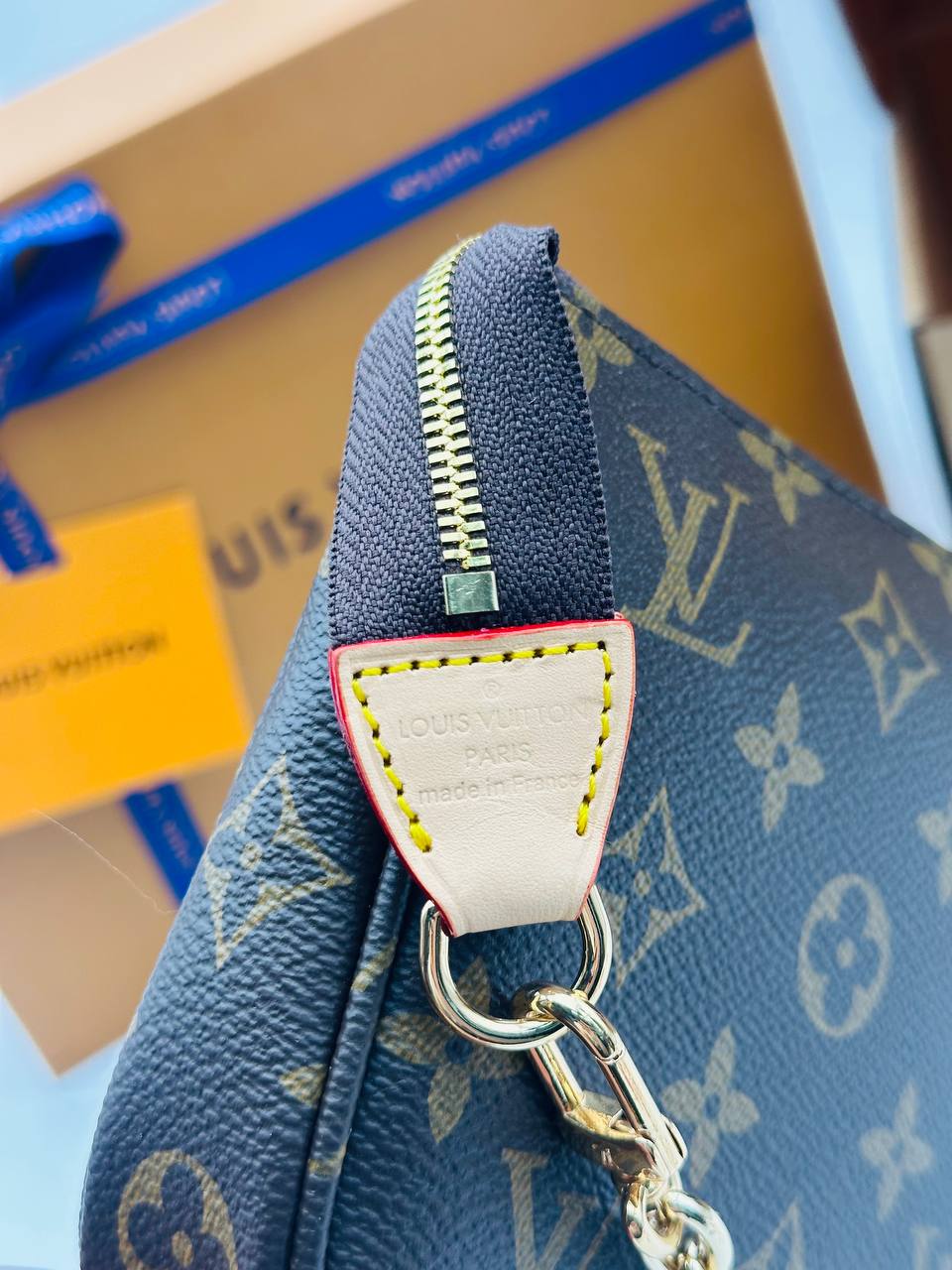 Клатч Louis Vuitton 4