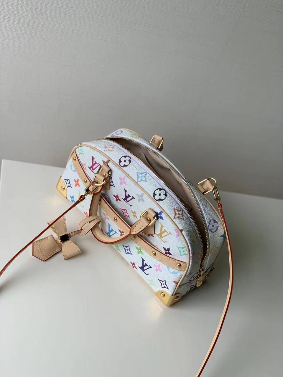 Сумка Louis Vuitton 8