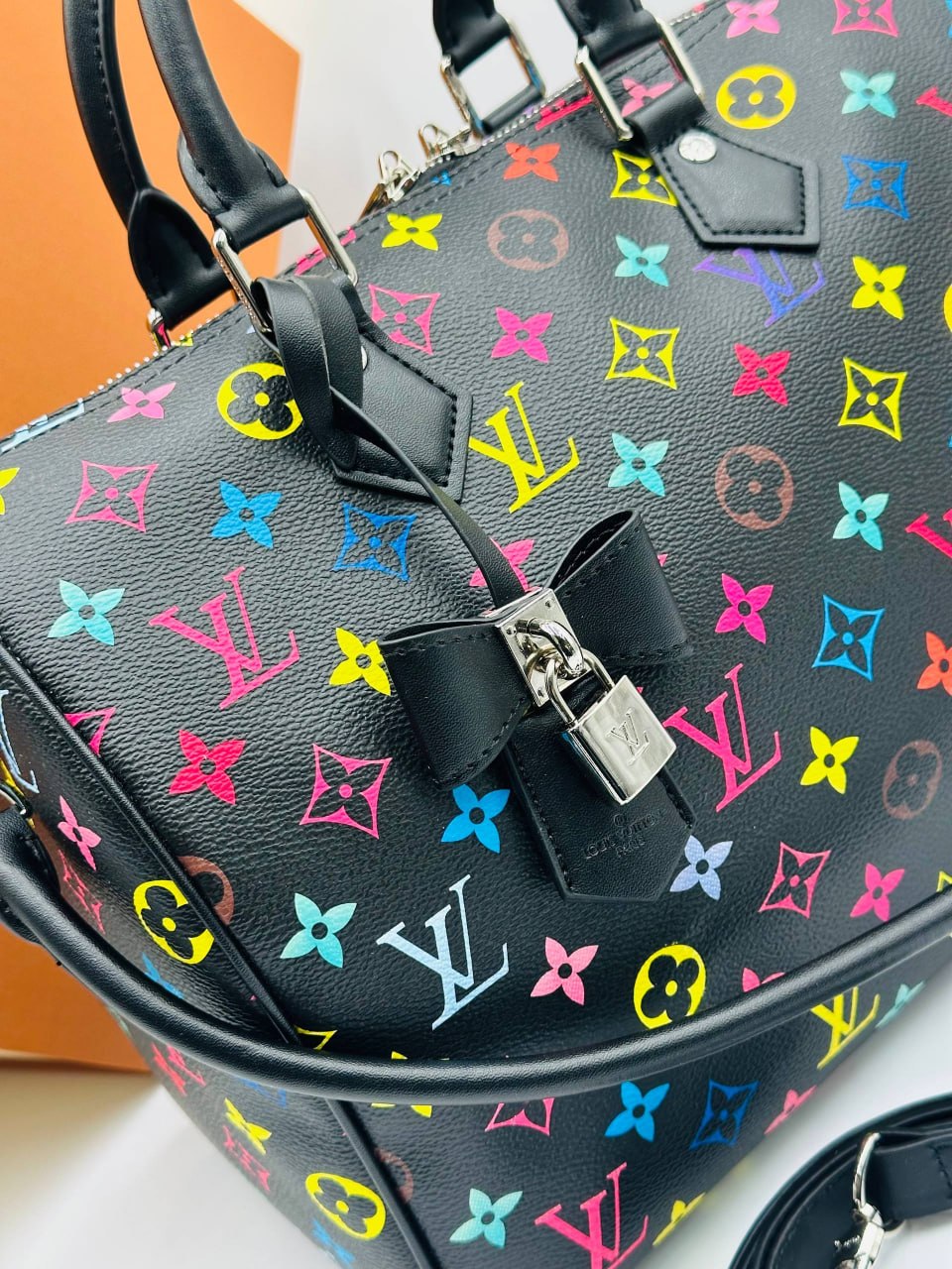 Сумка Louis Vuitton 4