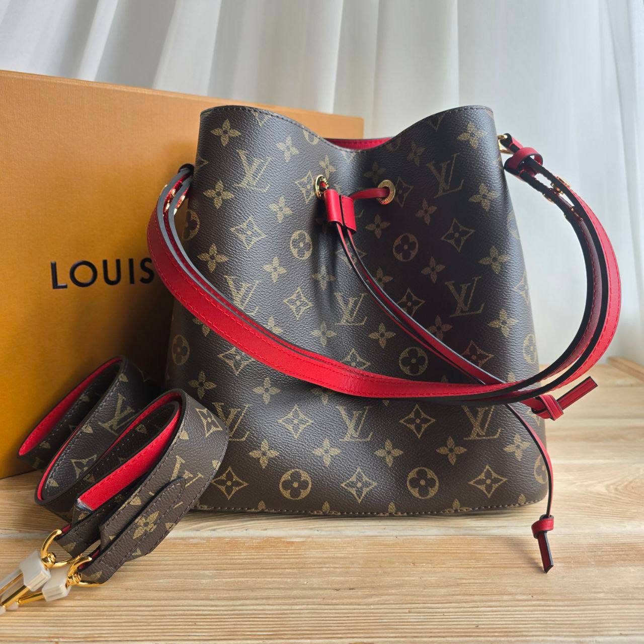 Сумка Louis Vuitton