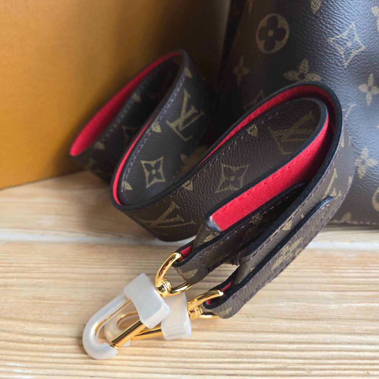 Сумка Louis Vuitton 6