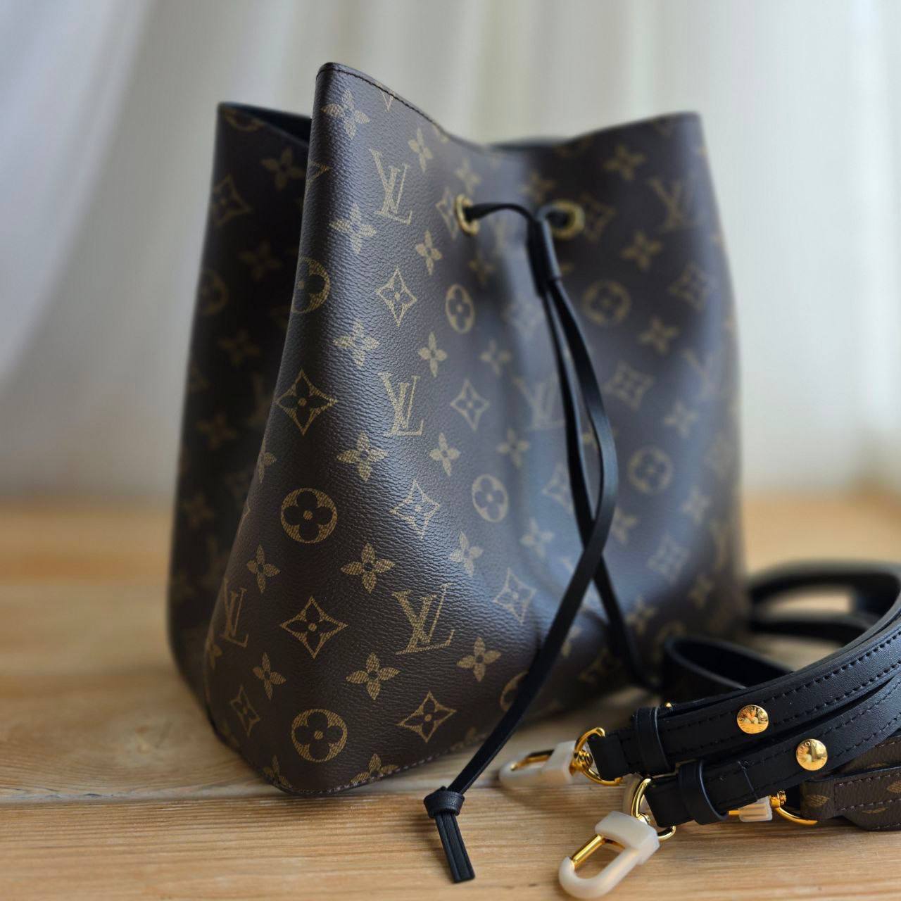 Сумка Louis Vuitton 2