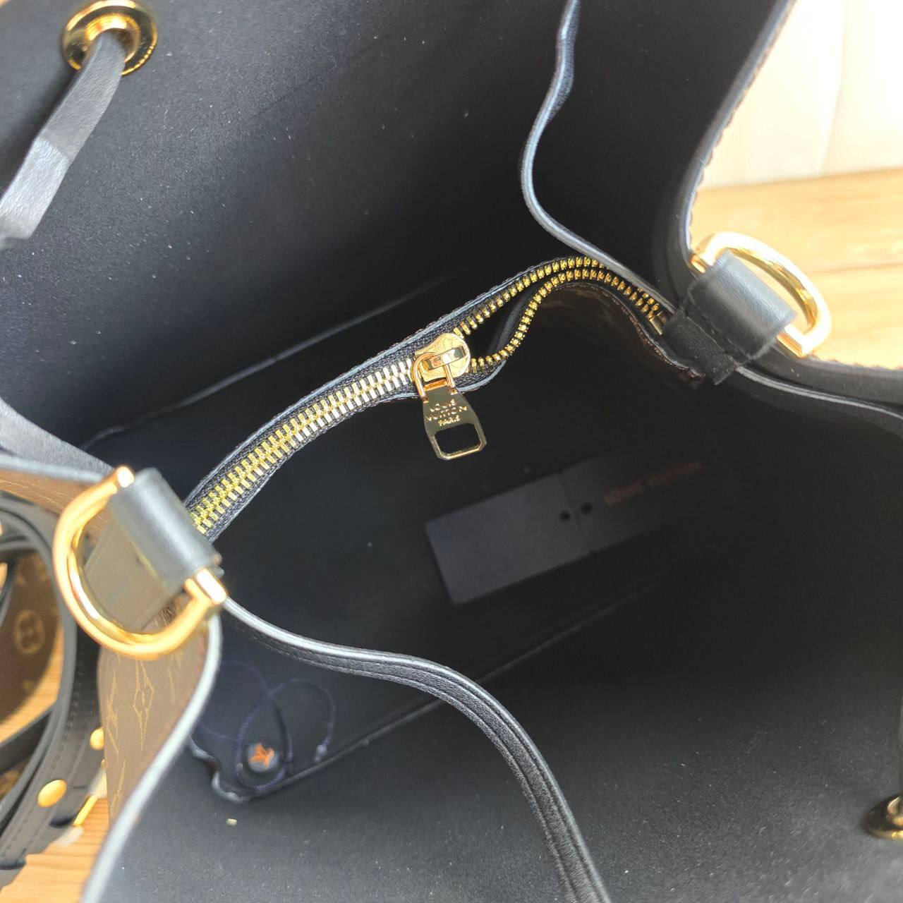 Сумка Louis Vuitton 9