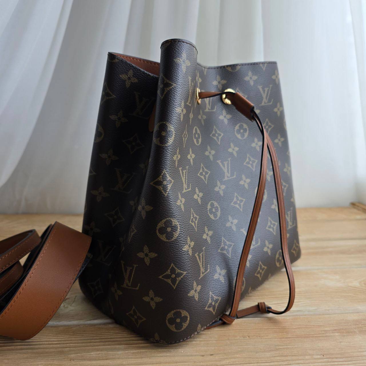 Сумка Louis Vuitton 2