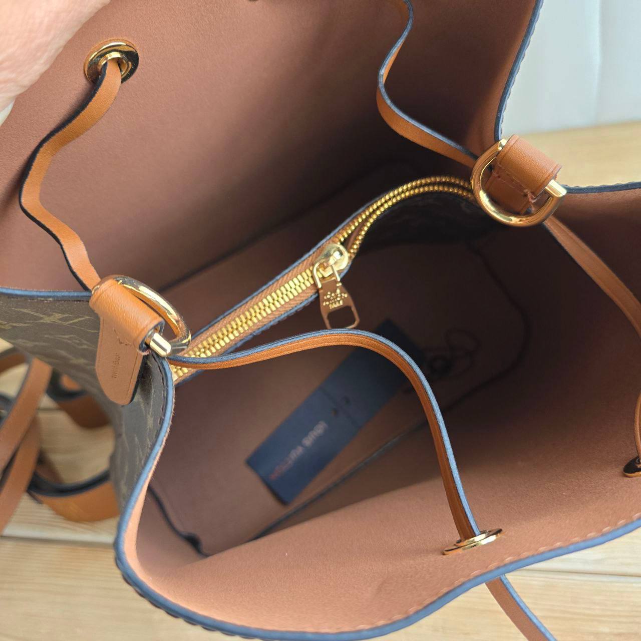 Сумка Louis Vuitton 9