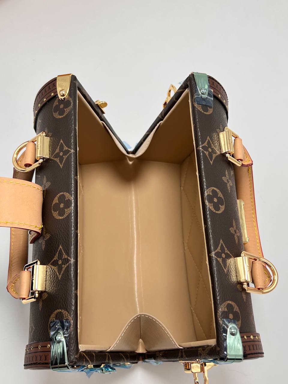 Сумка Louis Vuitton 9