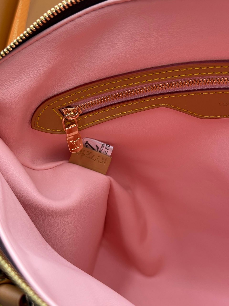 Сумка Louis Vuitton 10