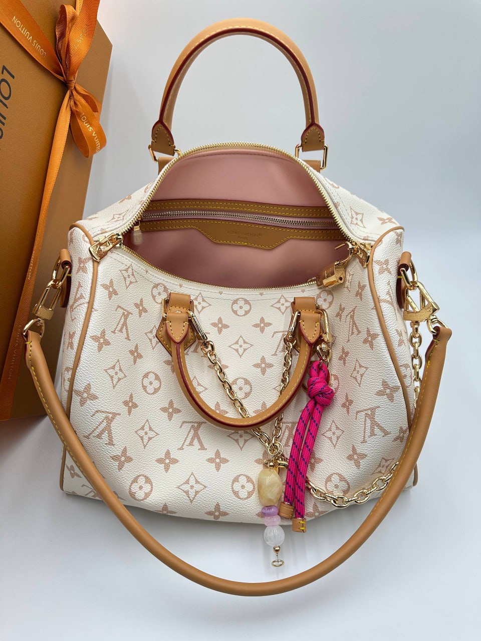 Сумка Louis Vuitton 9