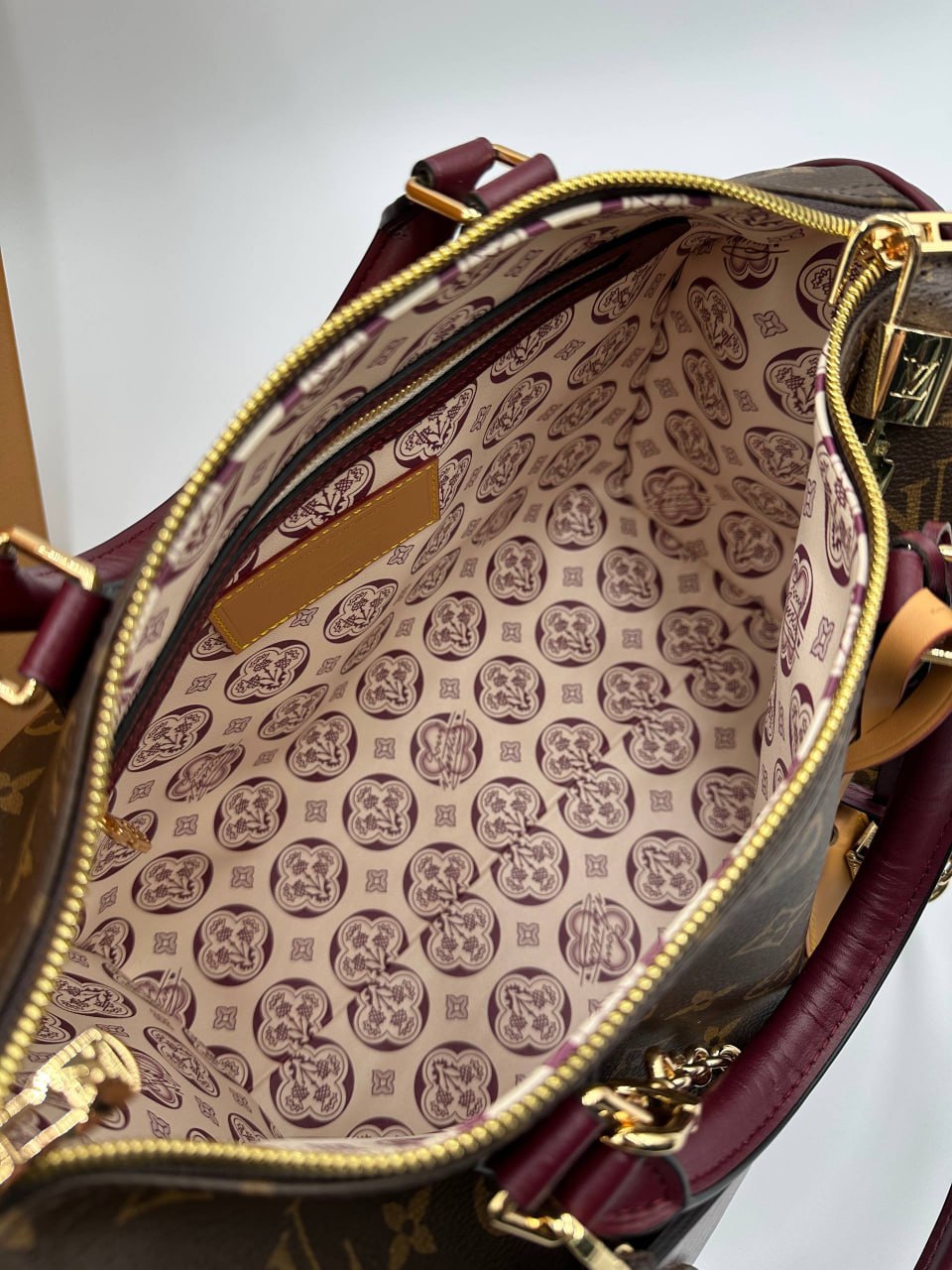 Сумка Louis Vuitton 9