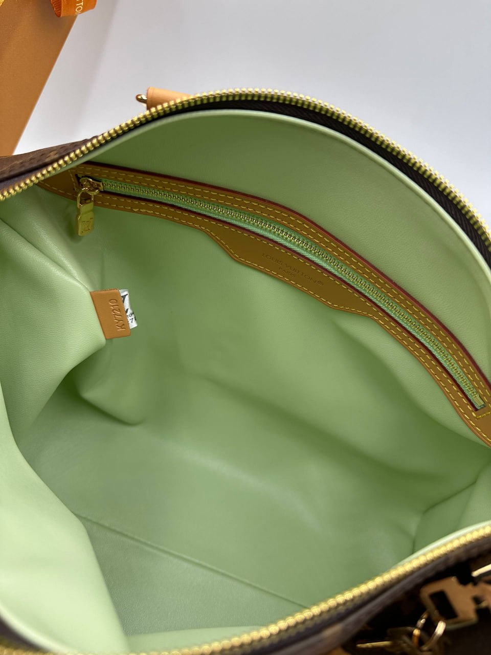 Сумка Louis Vuitton 9