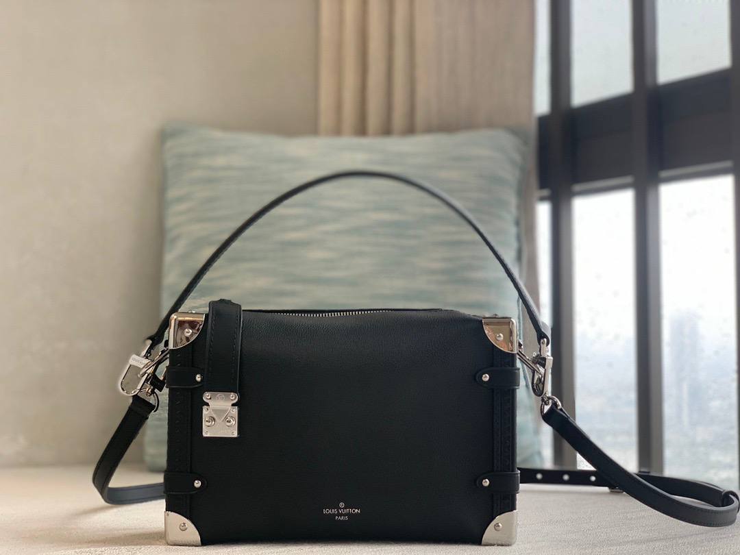Сумка Louis Vuitton