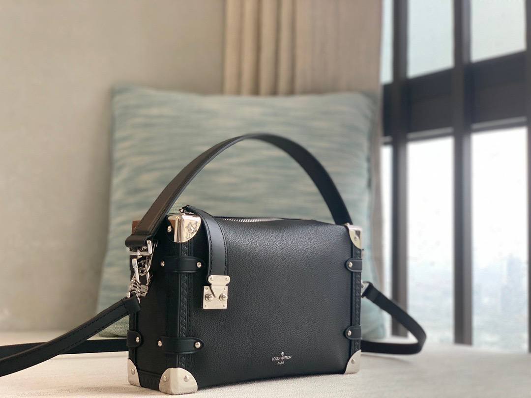 Сумка Louis Vuitton 2