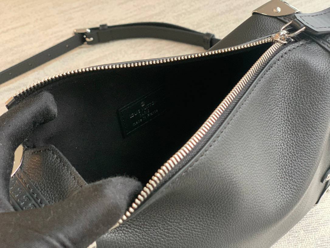 Сумка Louis Vuitton 8