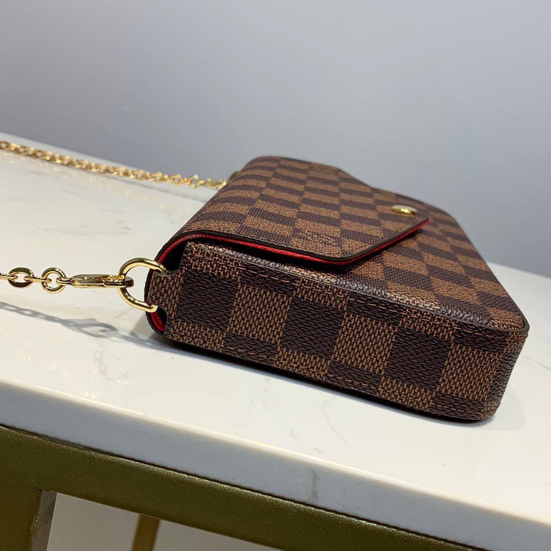 Клатч Louis Vuitton 3