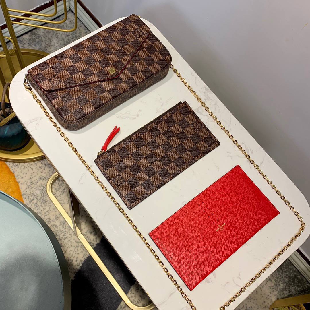 Клатч Louis Vuitton 5
