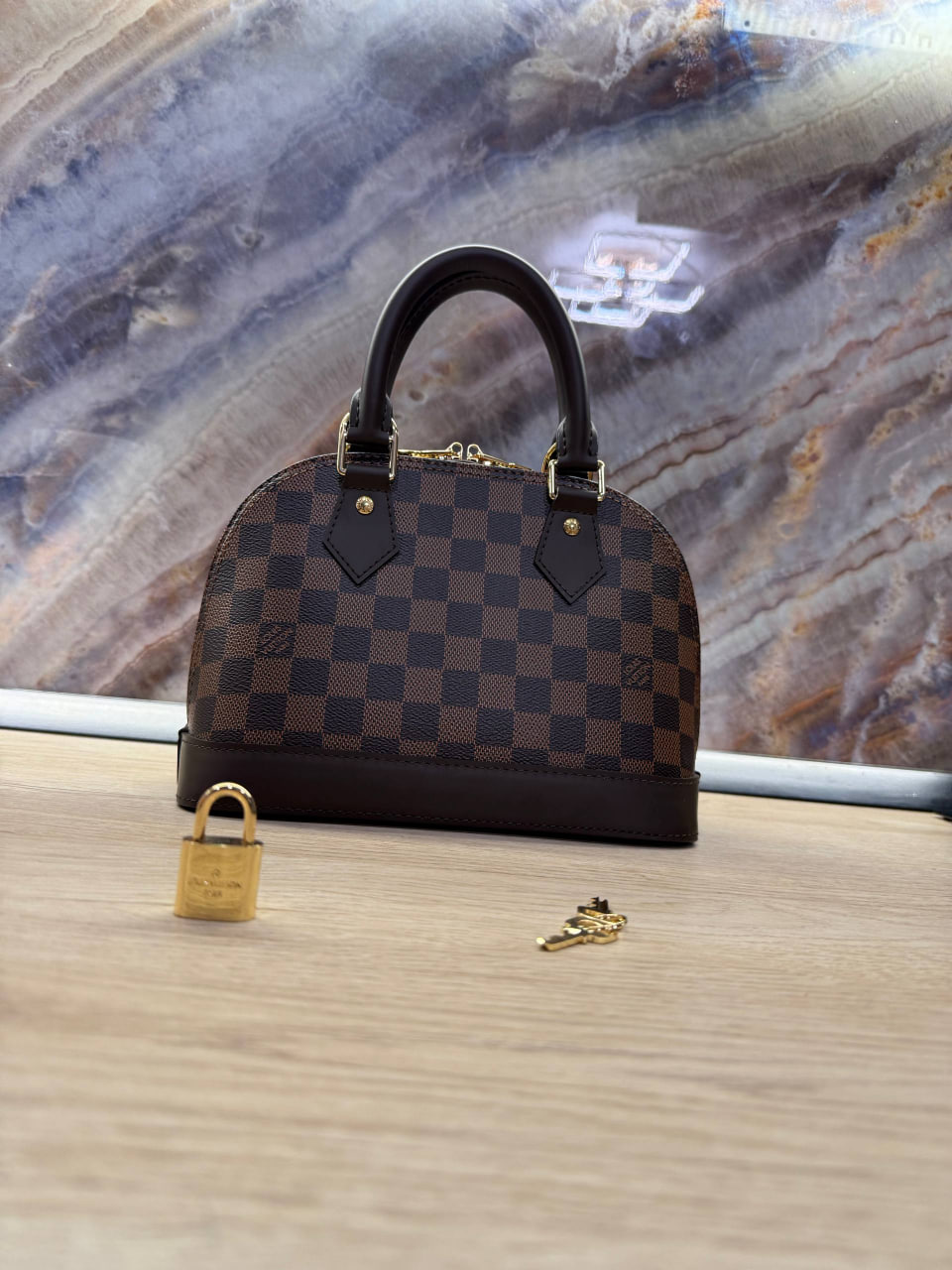 Сумка Louis Vuitton 4