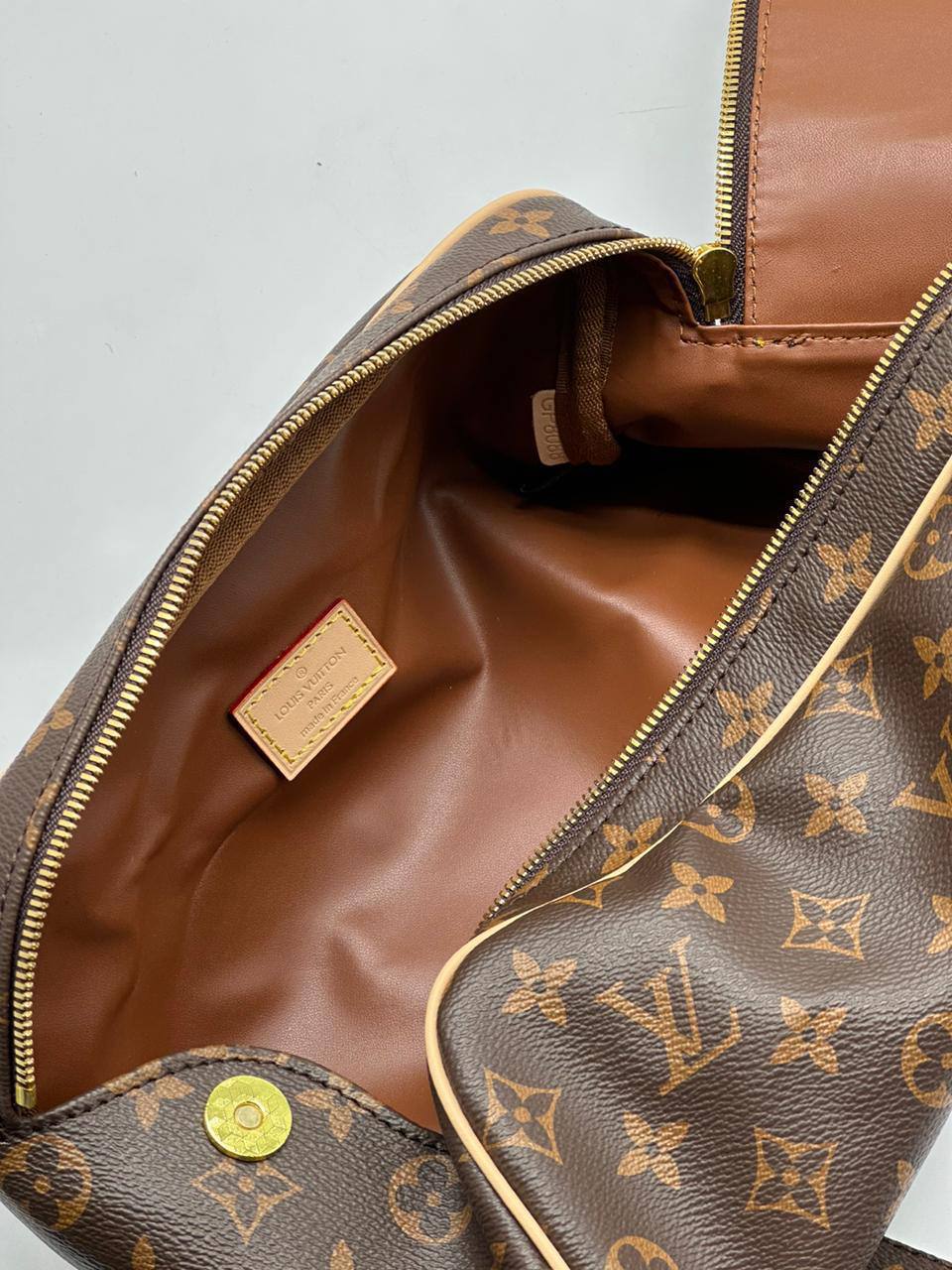 Косметичка Louis Vuitton 7