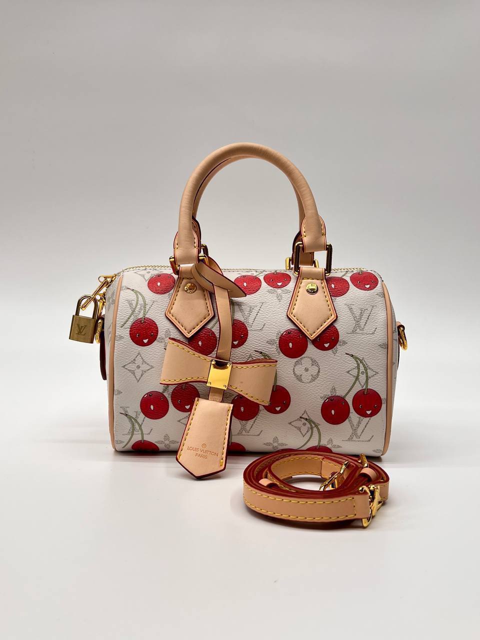 Сумка Louis Vuitton 1