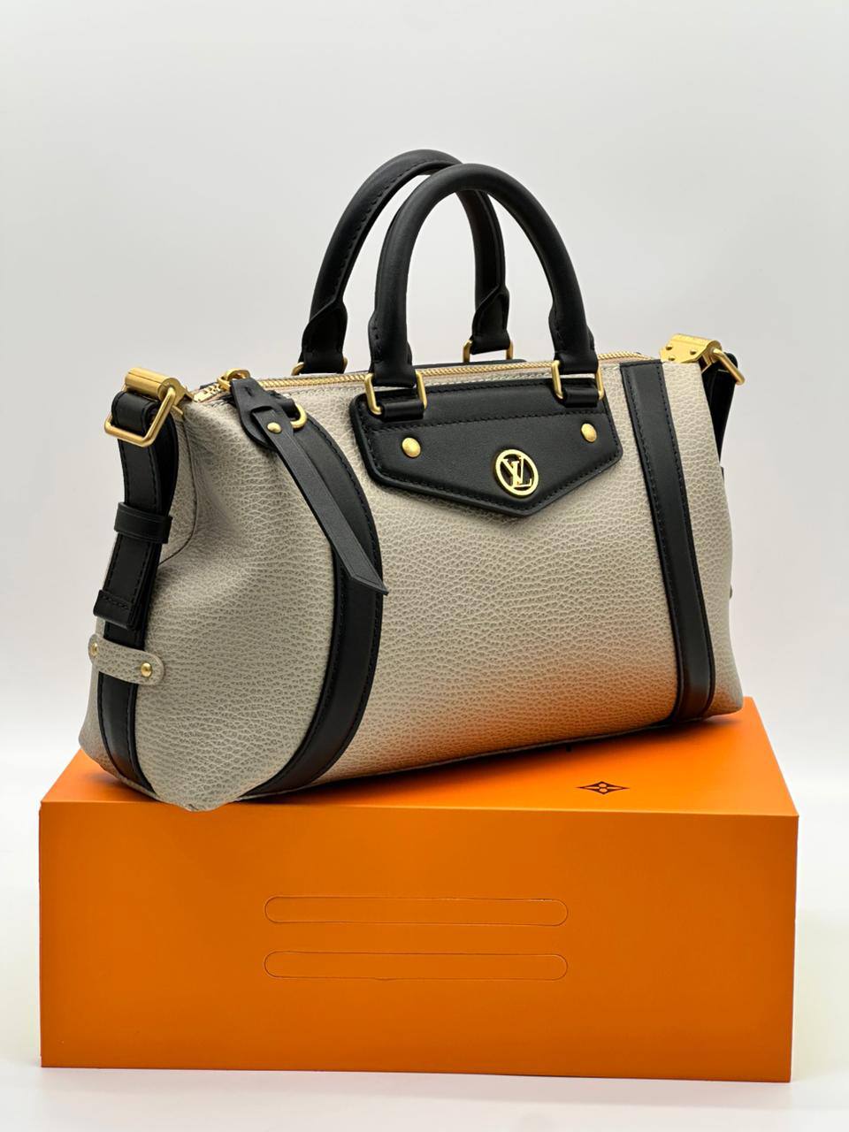 Сумка Louis Vuitton 4