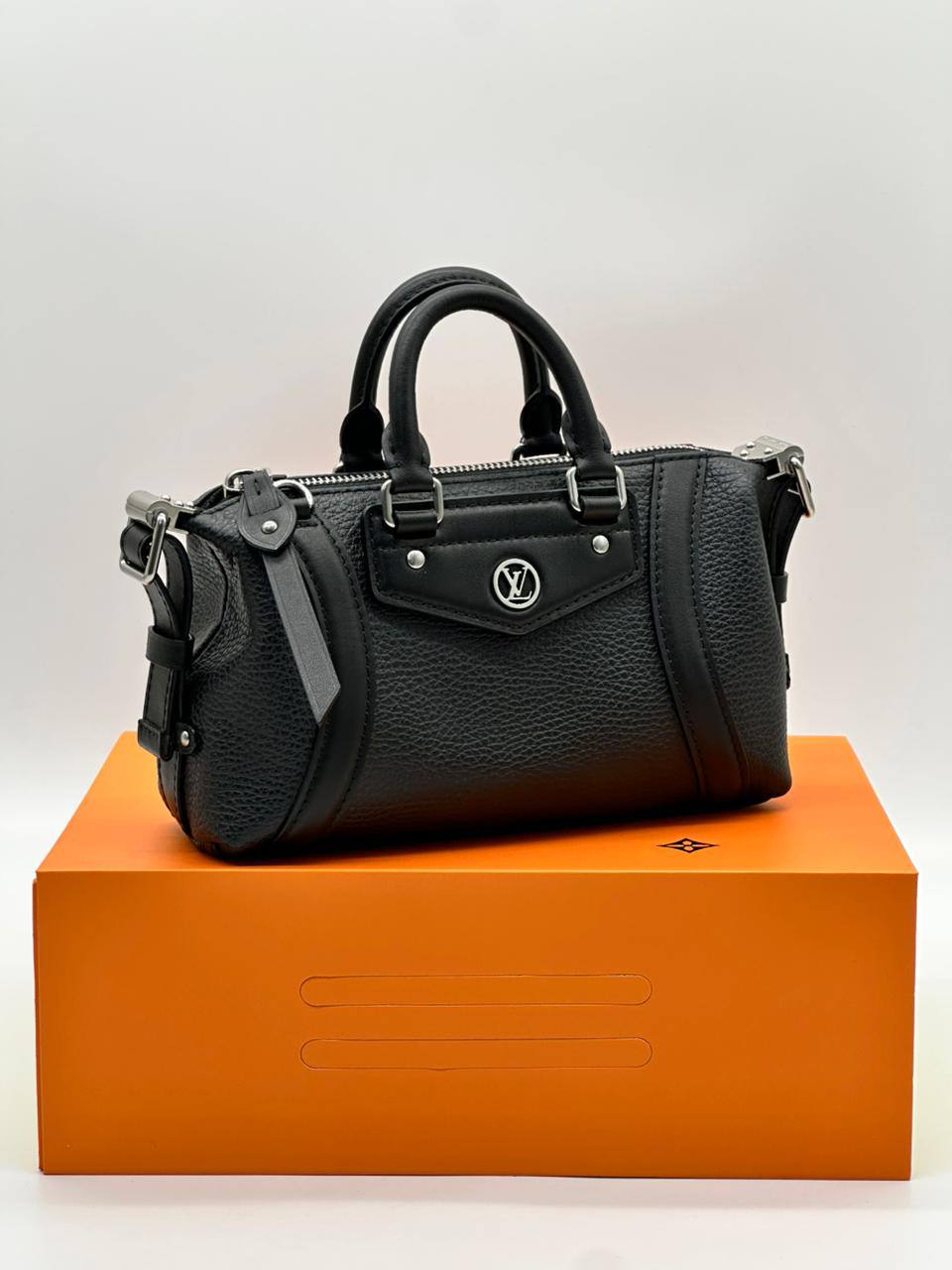 Сумка Louis Vuitton 4