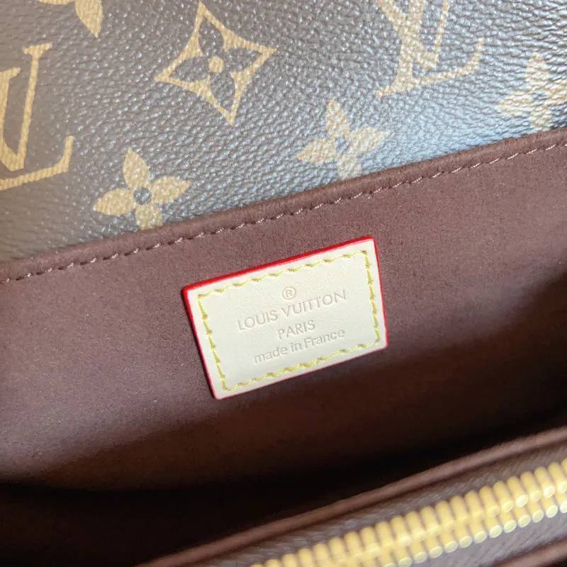 Клатч Louis Vuitton 8