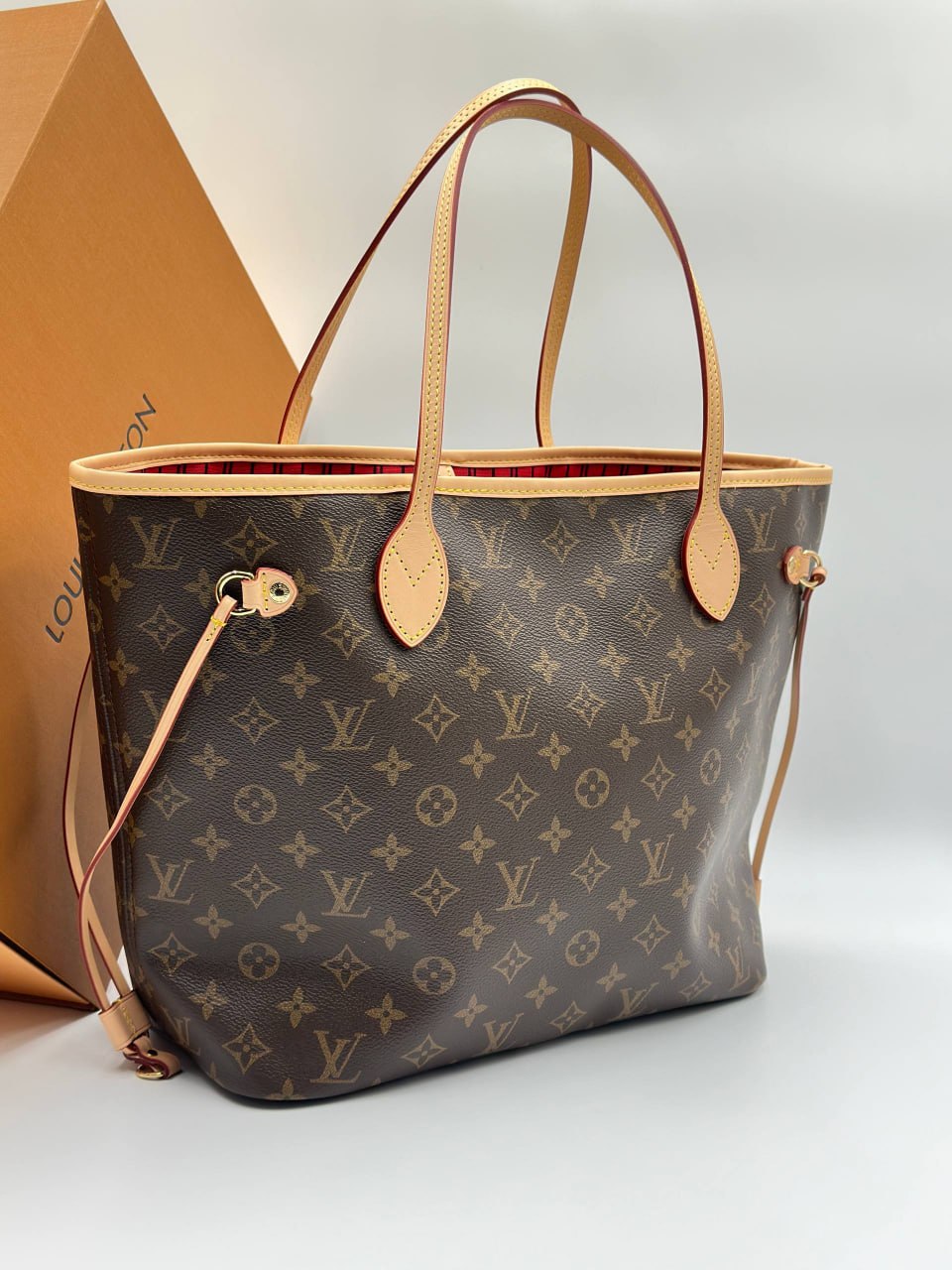 Сумка Louis Vuitton 1