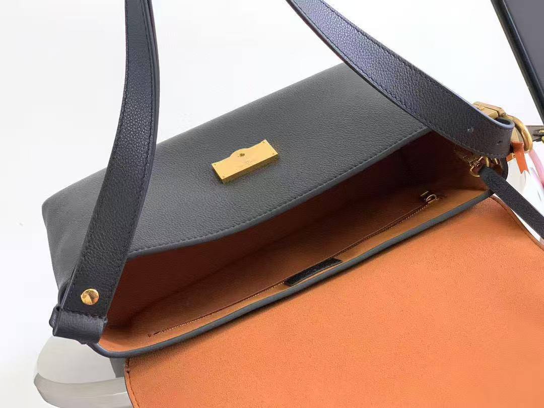 Сумка Louis Vuitton 6