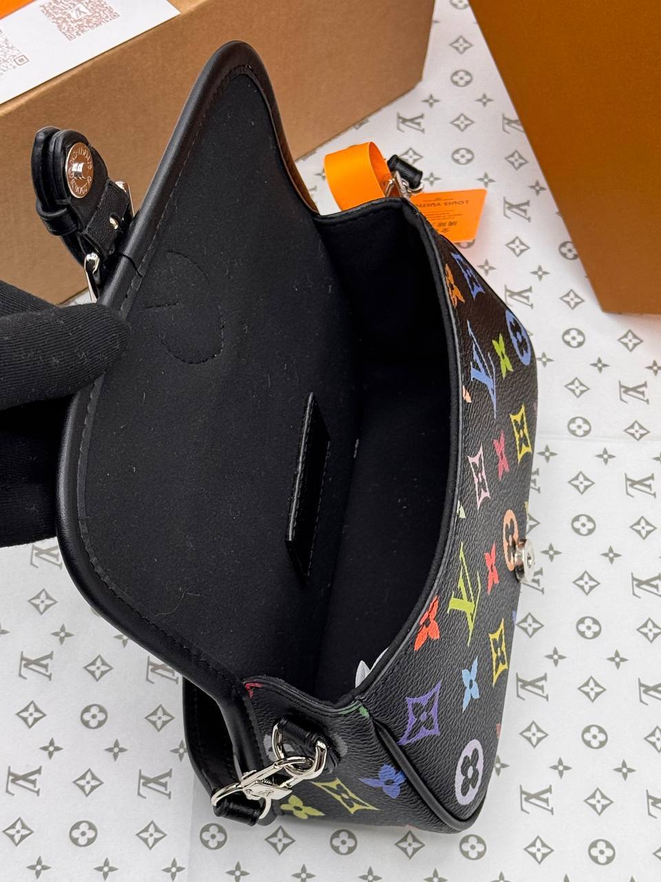 Сумка Louis Vuitton 8