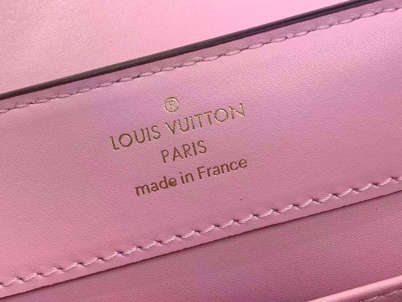 Сумка Louis Vuitton Capucines Crocodilien Pink Quartz 8