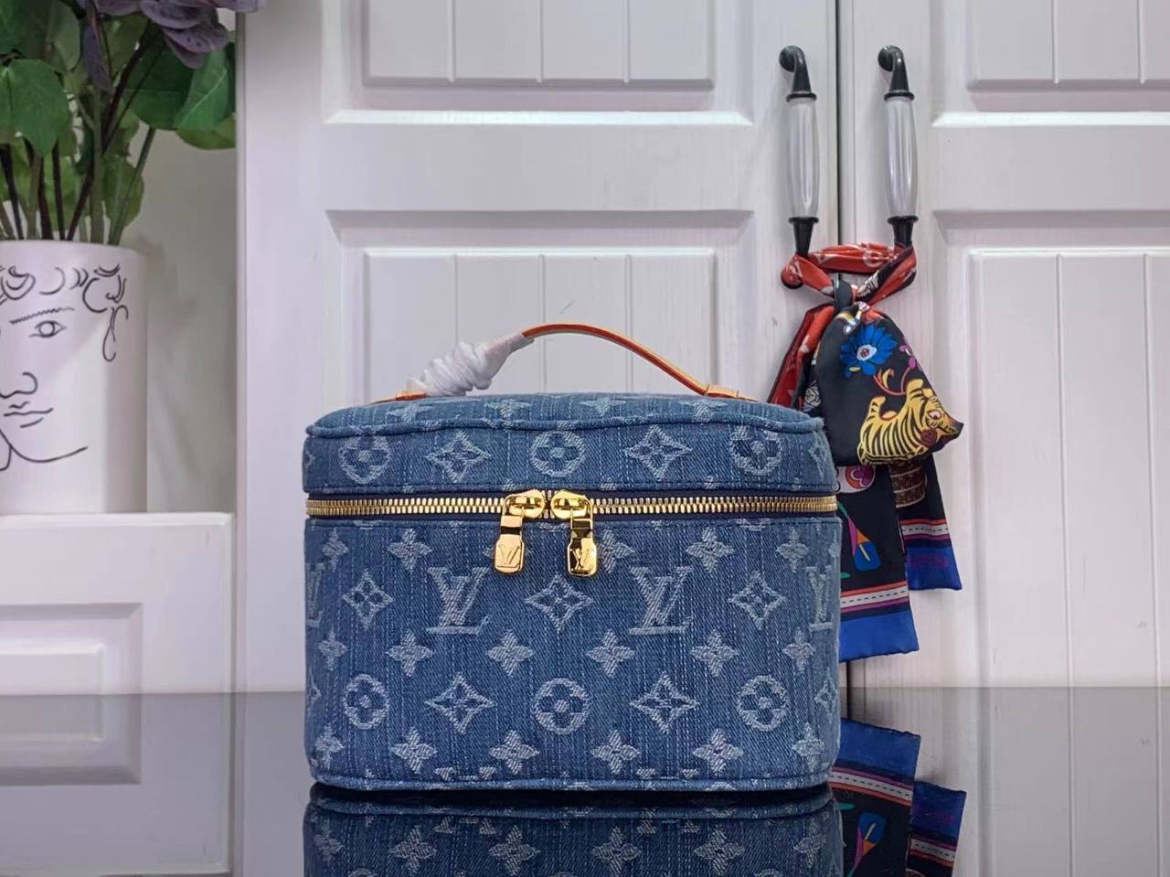 Косметичка Louis Vuitton 1