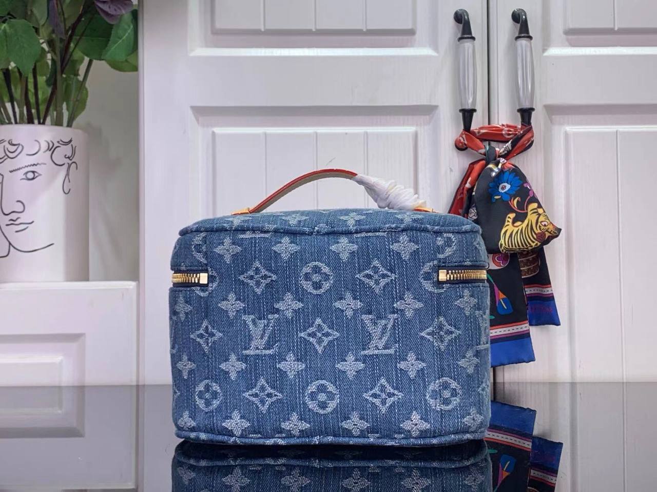 Косметичка Louis Vuitton 2