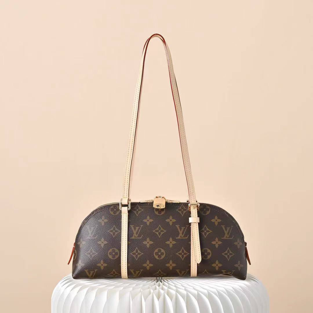 Сумка Louis Vuitton 1