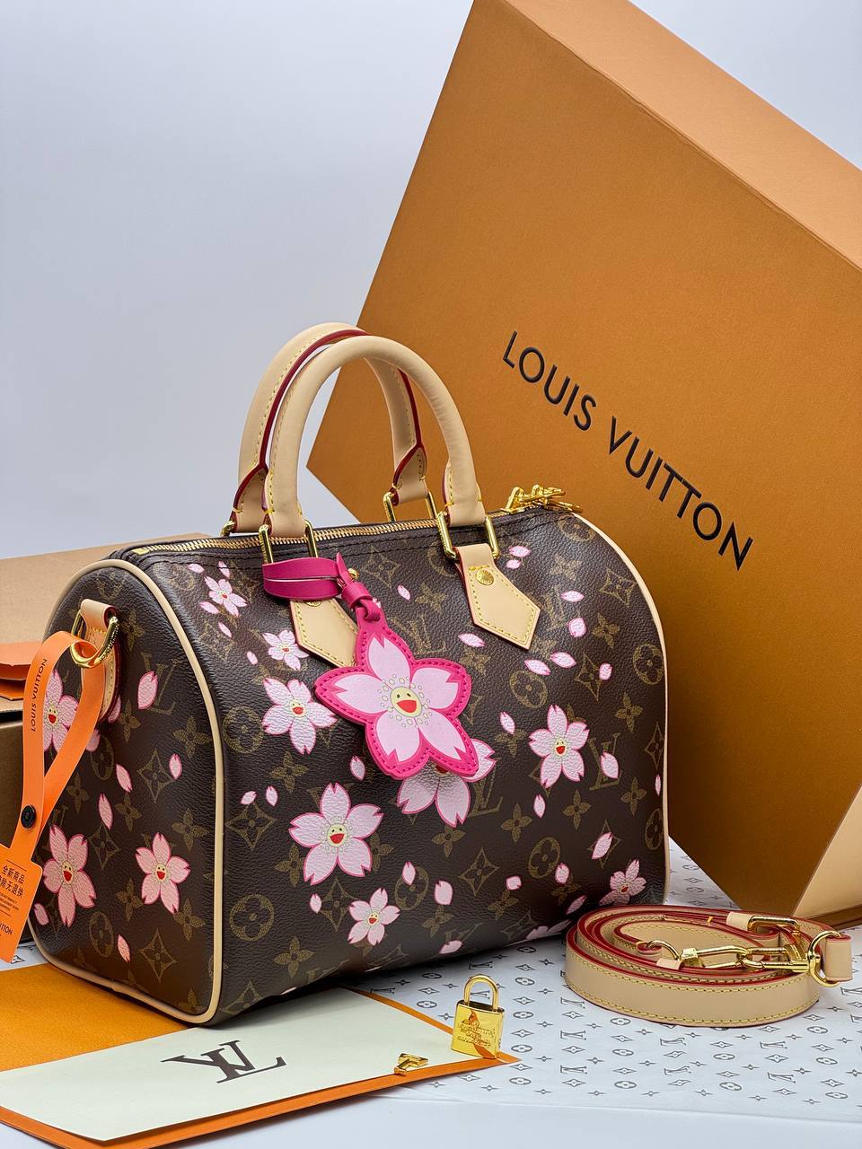 Сумка Louis Vuitton 1