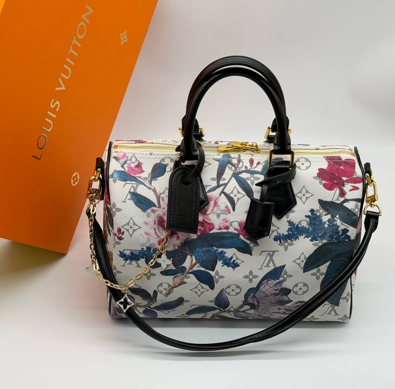 Сумка Louis Vuitton 1