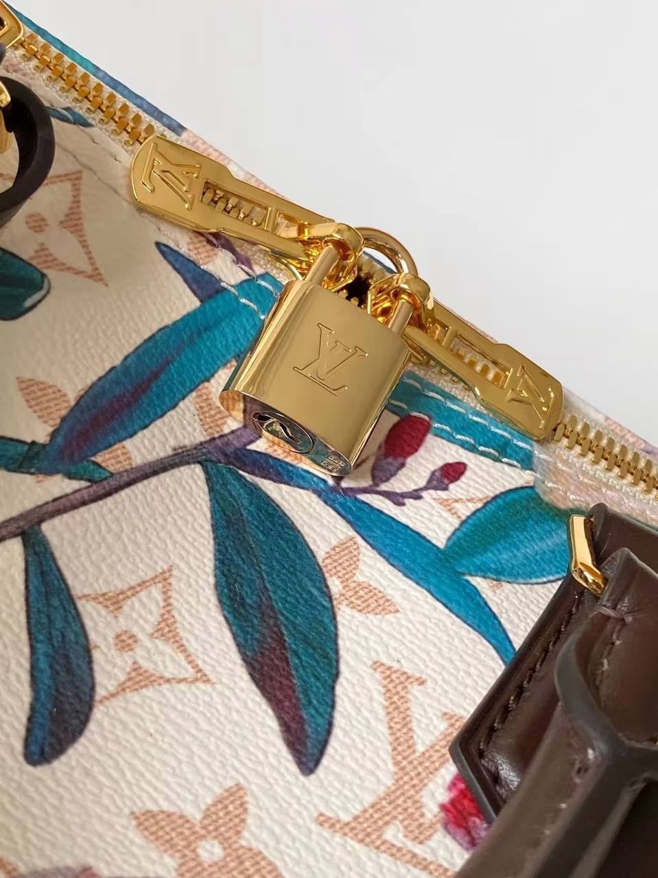Сумка Louis Vuitton 5